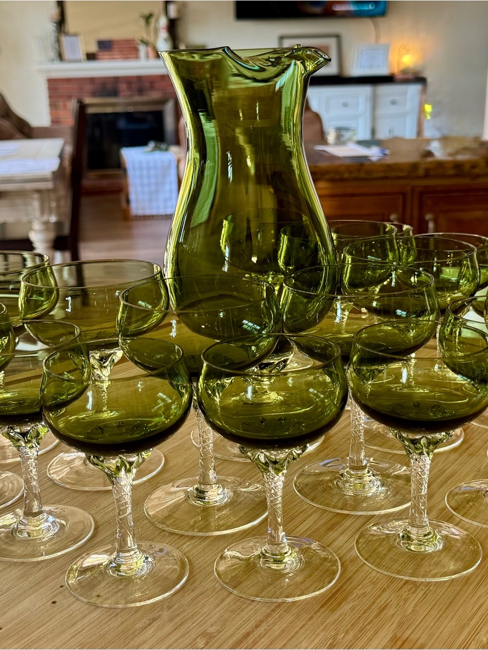 Green Glass Pitcher and Coupe Glasses Set - Elegant Olive Green Drinkware - Picture 6 of 6